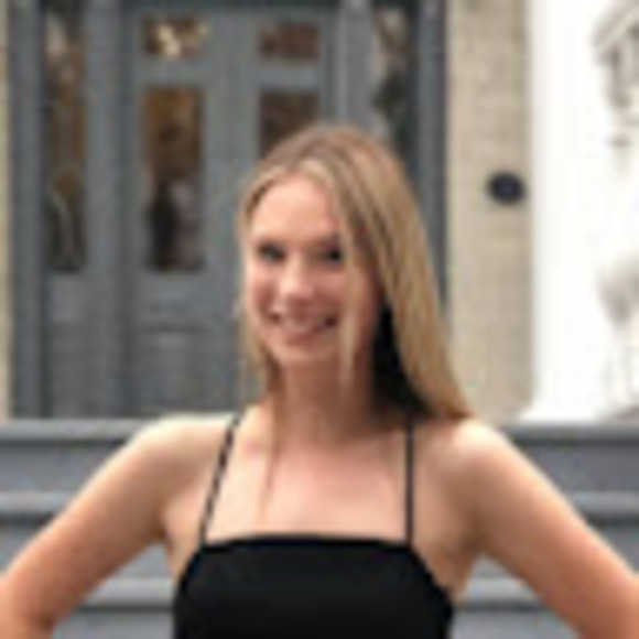 Meet your Posher, Julia - Picture 1 of 1